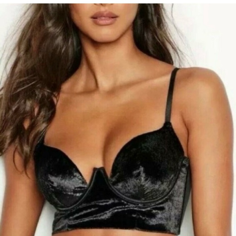 Victoria’s Secret Very Sexy Velvet balconet Bra